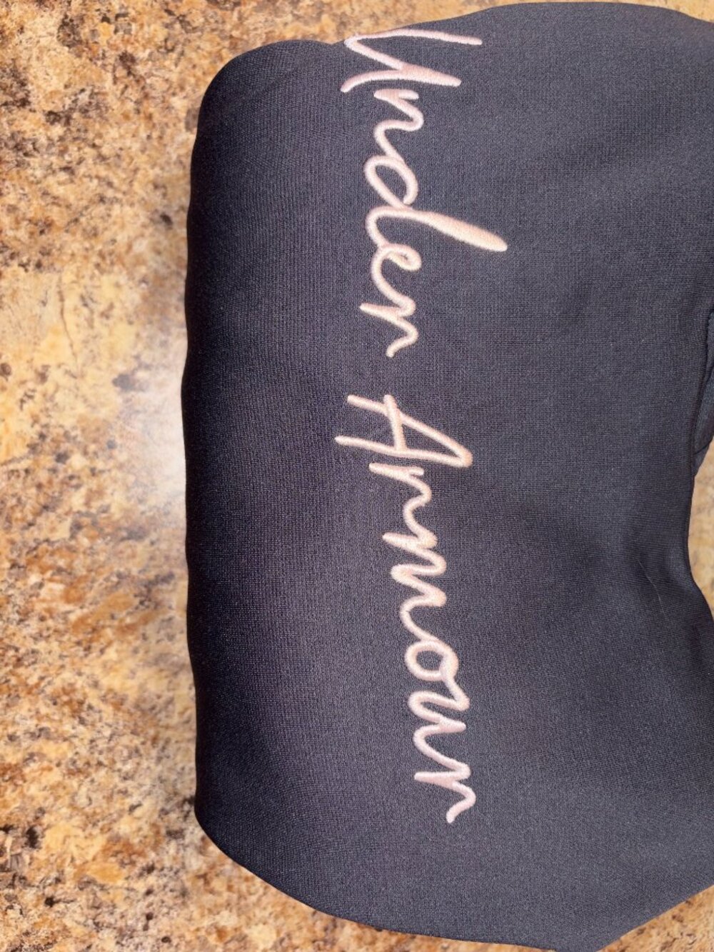 Under Armour(pink) Loose Fit Women's Gray Pullover Hoodie S Fleece Logo Pockets - Picture 3 of 5